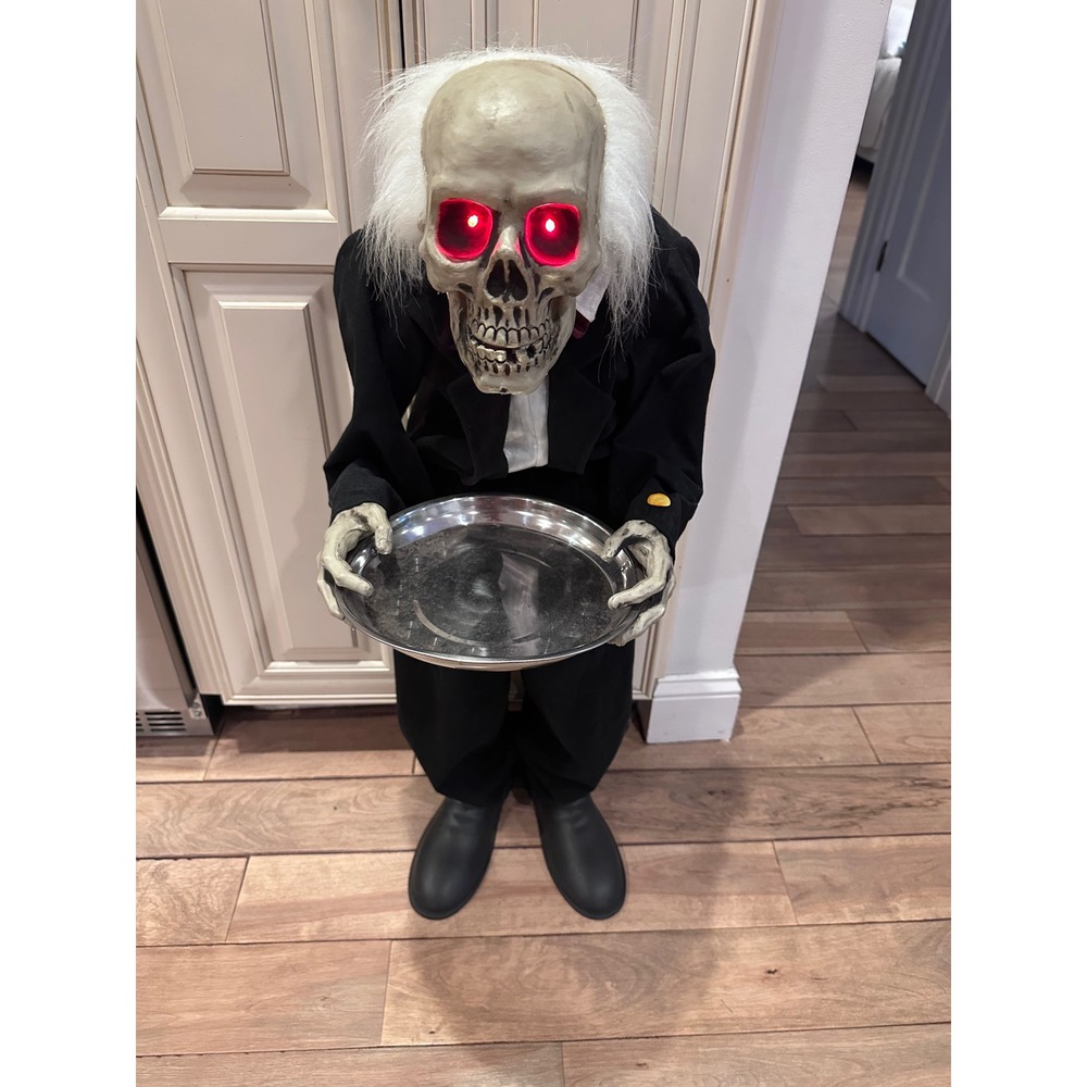 Spooky Village 36 Inch Standing Bobble Head Skeleton Butler LED Eyes 883383